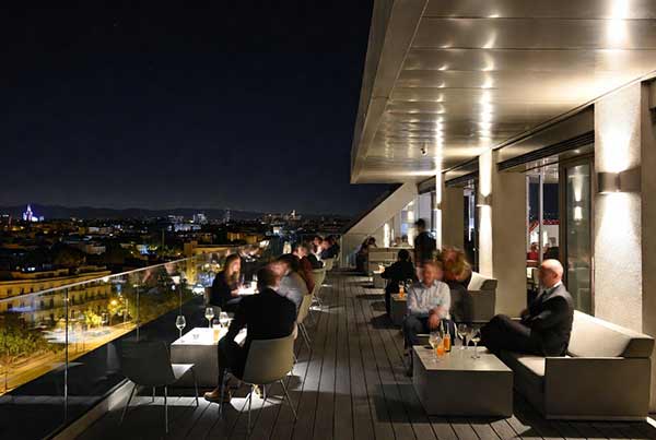 Luxury rooftop bar sugar dating in Barcelona